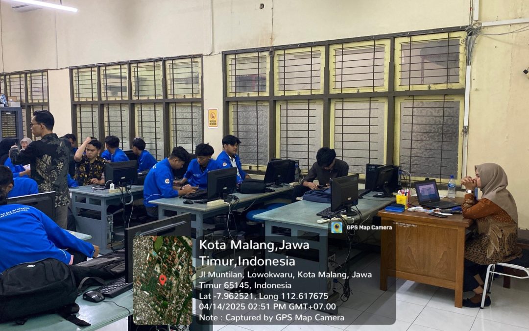 Kolaborasi Roboedu dan DTEI UM: Praktisi Mengajar Mikrokontroler di Era IoT