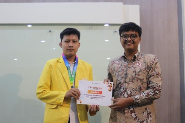 Kreativitas Tanpa Batas, Inovasi Tanpa Henti: Mewujudkan Karya Nyata dalam FESMARO 2025