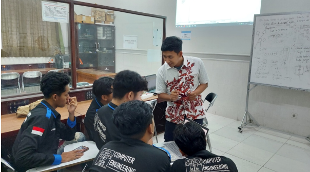 Dosen DTEI Universitas Negeri Malang  Beri Materi Co-Teaching di Institut Asia Malang: Fokus pada Programmable Logic Control (PLC)