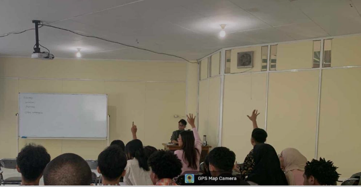 Dosen DTEI UM Berikan Co-Teaching Interaksi Manusia dan Komputer dengan Metode Design Sprint di Universitas Merdeka Malang