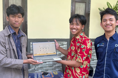 ThriftEase: Sistem Informasi untuk EfisiensiManajemen dan Pemasaran UMKM Thrift Fashion”